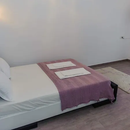 Sophia 2 & Moonlight 3* Mamaia